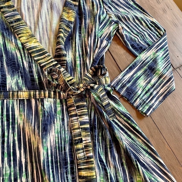 bcbg Max Azria wrap dress - Picture 6 of 7